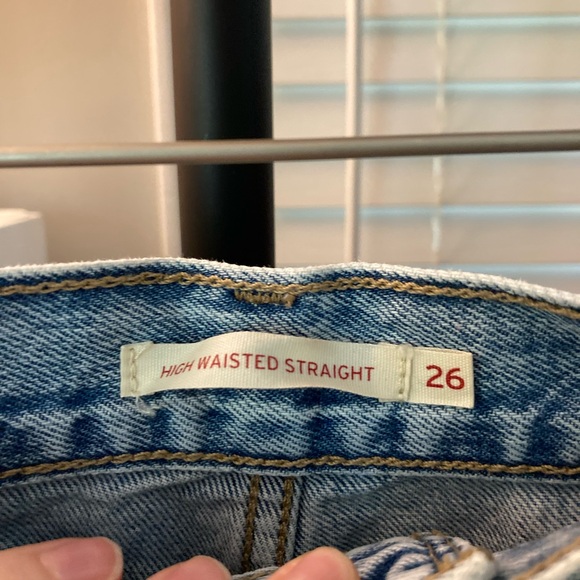 Levi’s - High Rise Straight Jean- Size 26 - Picture 4 of 5